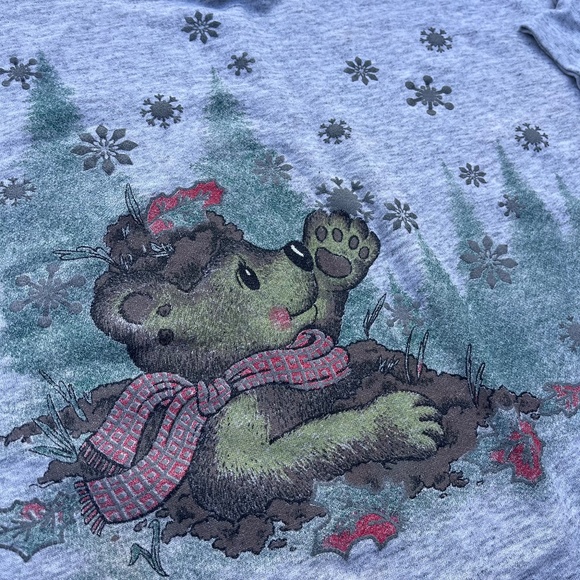 Vintage 90s Basic Editions Bear with Snowflakes Graphic Sweatshirt - Picture 5 of 8